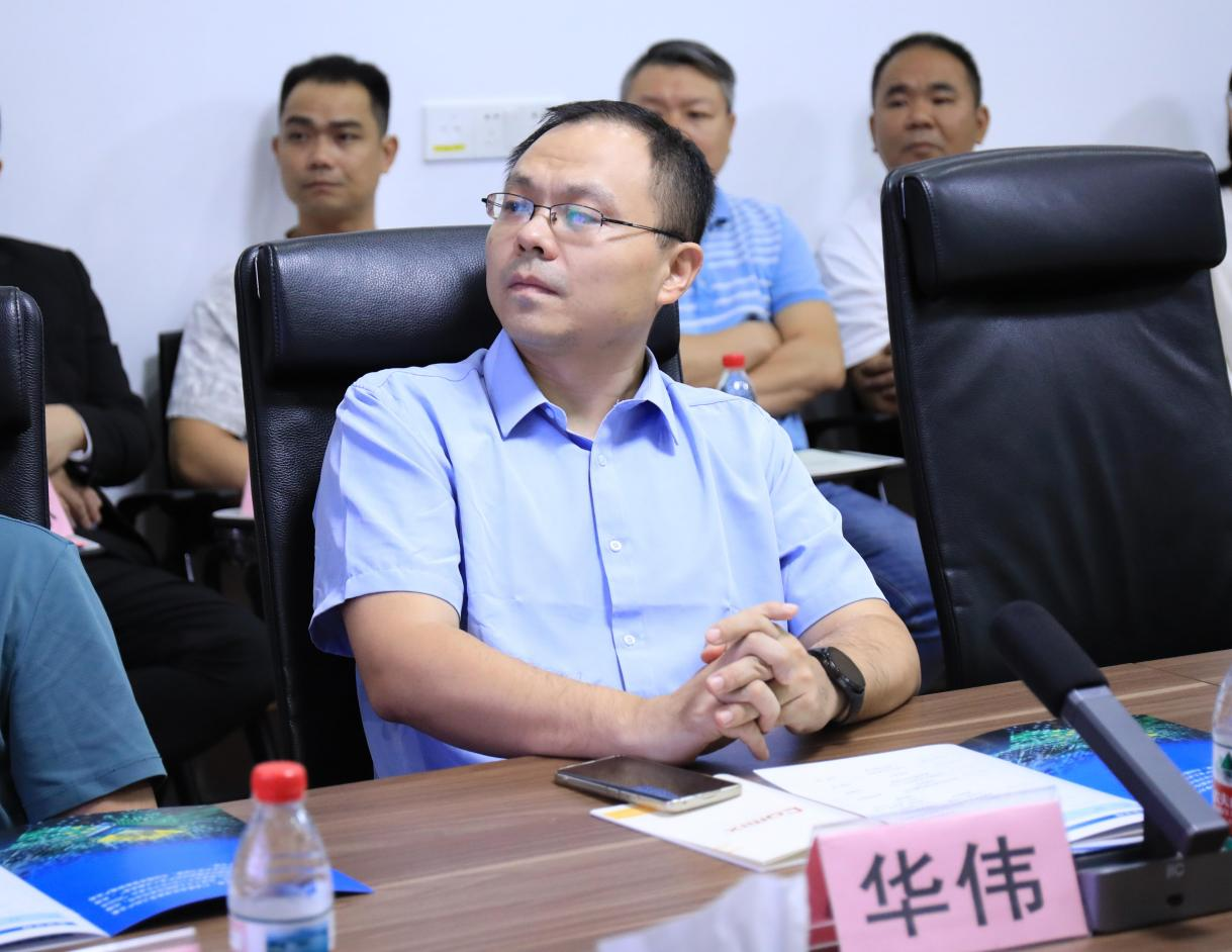 我院举办2025年索思电子广东省博士工作站揭牌仪式暨新材料产业人才座谈会(图4) 我院举办2025年索思电子广东省博士工作站揭牌仪式暨新材料产业人才座谈会(图4)